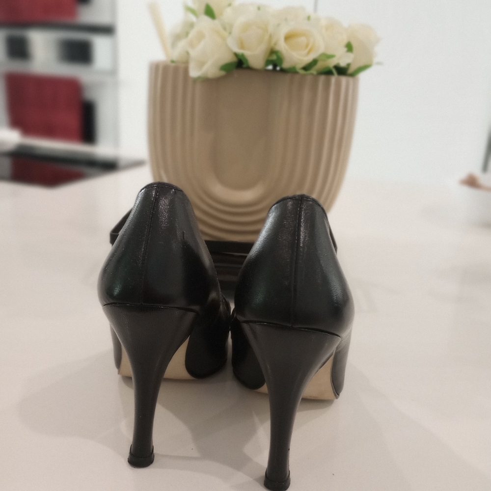 Shoes - Picture 3 of 3